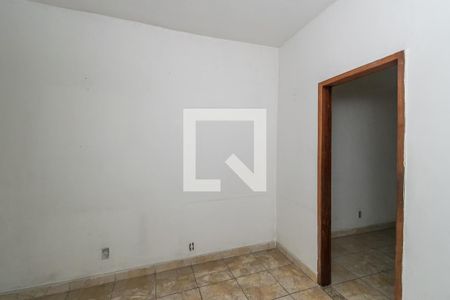 Sala de apartamento para alugar com 1 quarto, 50m² em Olaria, Rio de Janeiro