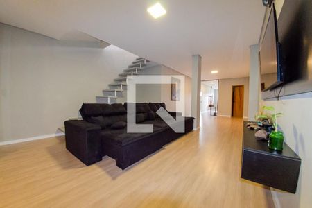 Sala de casa para alugar com 4 quartos, 300m² em Rio Tavares Central, Florianópolis