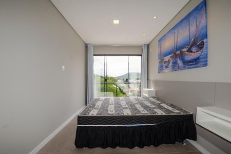 Suíte 1 de casa para alugar com 4 quartos, 300m² em Rio Tavares Central, Florianópolis