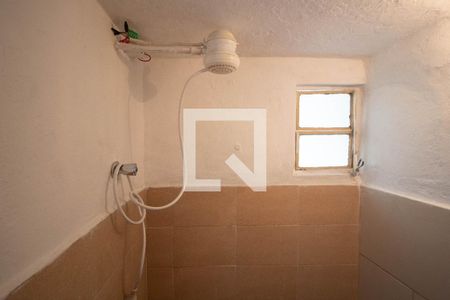Banheiro de apartamento para alugar com 1 quarto, 43m² em Braz de Pina, Rio de Janeiro