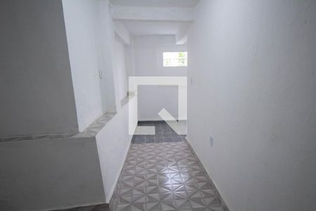 Sala de apartamento para alugar com 1 quarto, 43m² em Braz de Pina, Rio de Janeiro