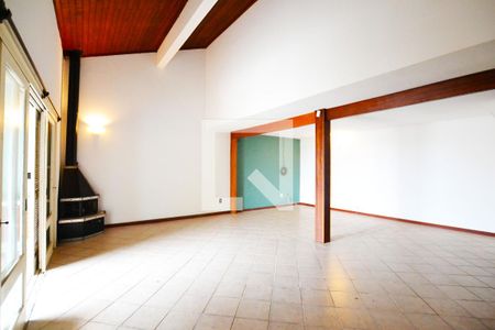 Casa à venda com 200m², 5 quartos e 4 vagasSala