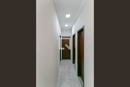 Corredor de casa à venda com 3 quartos, 360m² em Mantiqueira, Belo Horizonte