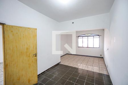 Suíte de casa à venda com 3 quartos, 375m² em Jardim Jaú (zona Leste), São Paulo