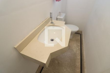 Lavabo de apartamento para alugar com 3 quartos, 131m² em Chora Menino, São Paulo