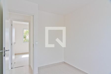 Quarto 1 de apartamento para alugar com 2 quartos, 46m² em Vila Santa Edwiges, São Paulo