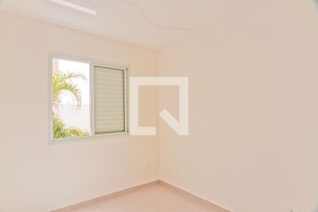 Quarto 2 de apartamento para alugar com 2 quartos, 46m² em Vila Santa Edwiges, São Paulo