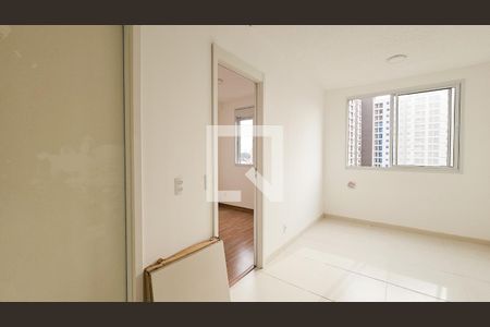 Sala/Cozinha de apartamento à venda com 1 quarto, 24m² em Jardim Prudência, São Paulo