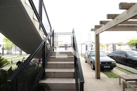 Sala/Cozinha-Vista de apartamento à venda com 2 quartos, 52m² em Olaria, Canoas