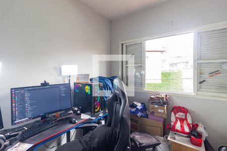 Casa à venda com 195m², 4 quartos e 3 vagas Casa à venda com 195m², 4 quartos e 3 vagasQuarto 3