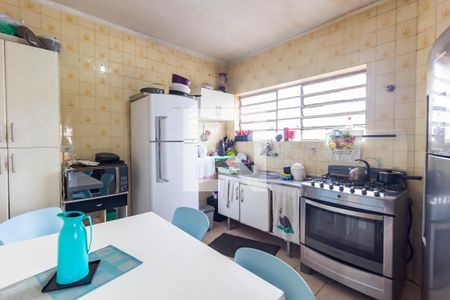 Casa à venda com 195m², 4 quartos e 3 vagas Casa à venda com 195m², 4 quartos e 3 vagasCozinha