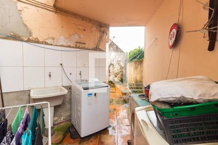 Casa à venda com 195m², 4 quartos e 3 vagas Casa à venda com 195m², 4 quartos e 3 vagasÁrea de Serviço