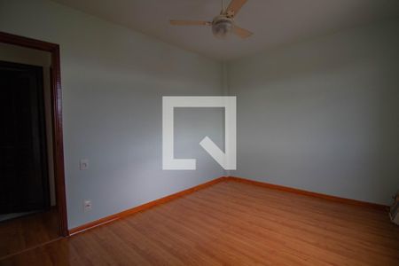 Quarto 1 de apartamento para alugar com 2 quartos, 50m² em Taquara, Rio de Janeiro