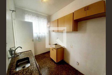 Apartamento à venda com 2 quartos, 60m² em Santa Efigênia, Belo Horizonte