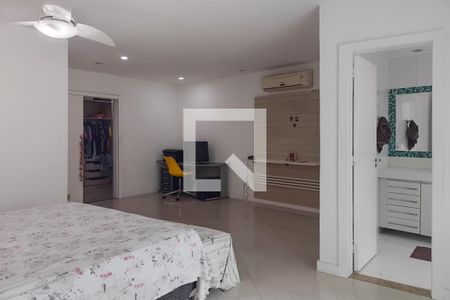 Quarto 1 - Suíte de casa à venda com 4 quartos, 360m² em Jardim Guanabara, Rio de Janeiro