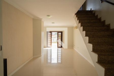 Casa à venda com 215m², 3 quartos e 4 vagasSala