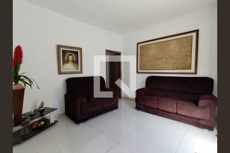 Apartamento à venda com 5 quartos, 194m² em Santa Tereza, Belo Horizonte