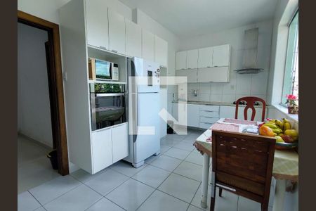 Apartamento à venda com 5 quartos, 194m² em Santa Tereza, Belo Horizonte