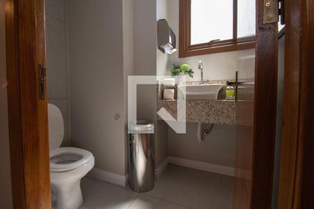 Apartamento à venda com 189m², 4 quartos e 2 vagas Apartamento à venda com 189m², 4 quartos e 2 vagasbanheiro salão de festas - jogos