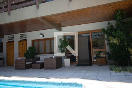 Apartamento à venda com 189m², 4 quartos e 2 vagas Apartamento à venda com 189m², 4 quartos e 2 vagasbanheiros - ante sala piscina