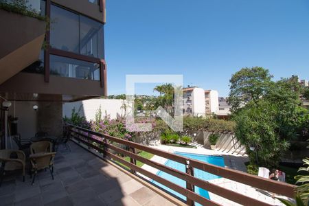 Apartamento à venda com 189m², 4 quartos e 2 vagas Apartamento à venda com 189m², 4 quartos e 2 vagasvaranda salão de festas