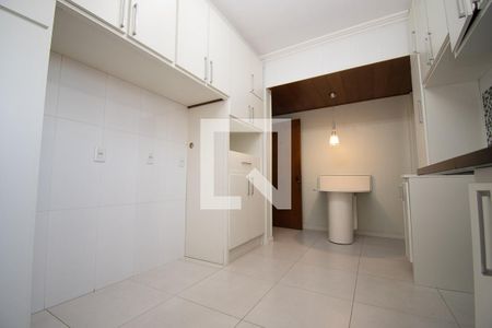 Apartamento à venda com 189m², 4 quartos e 2 vagas Apartamento à venda com 189m², 4 quartos e 2 vagascozinha
