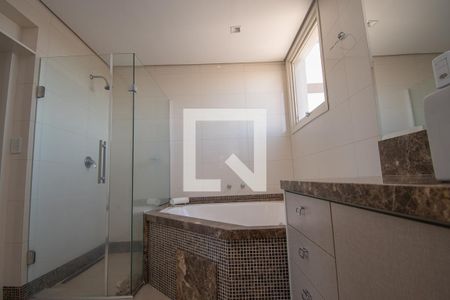 Apartamento à venda com 189m², 4 quartos e 2 vagas Apartamento à venda com 189m², 4 quartos e 2 vagasbanheiro quarto 3