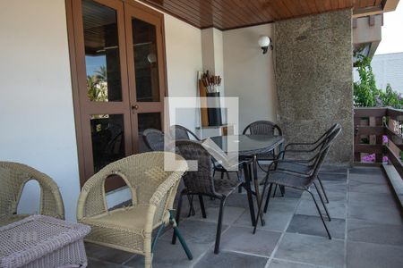 Apartamento à venda com 189m², 4 quartos e 2 vagas Apartamento à venda com 189m², 4 quartos e 2 vagasvaranda salão de festas