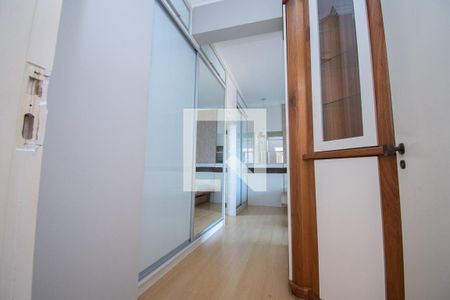 Apartamento à venda com 189m², 4 quartos e 2 vagas Apartamento à venda com 189m², 4 quartos e 2 vagascorredor
