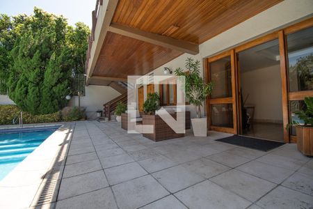 Apartamento à venda com 189m², 4 quartos e 2 vagas Apartamento à venda com 189m², 4 quartos e 2 vagaspátio piscina