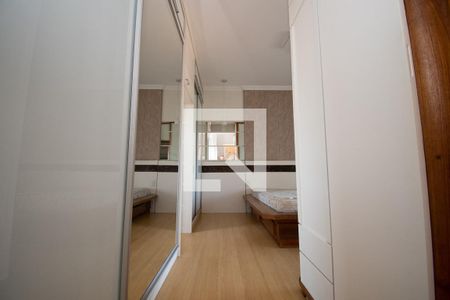 Apartamento à venda com 189m², 4 quartos e 2 vagas Apartamento à venda com 189m², 4 quartos e 2 vagascorredor