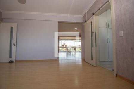 Apartamento à venda com 189m², 4 quartos e 2 vagas Apartamento à venda com 189m², 4 quartos e 2 vagassala 2 + sala +varanda