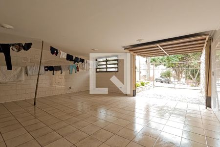Casa à venda com 350m², 3 quartos e 4 vagas Casa à venda com 350m², 3 quartos e 4 vagasGaragem
