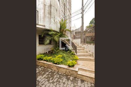 Casa à venda com 350m², 3 quartos e 4 vagas Casa à venda com 350m², 3 quartos e 4 vagasGaragem