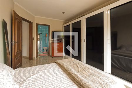 Casa à venda com 350m², 3 quartos e 4 vagas Casa à venda com 350m², 3 quartos e 4 vagasSuíte 2