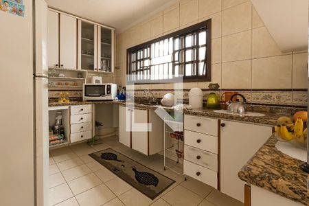 Casa à venda com 350m², 3 quartos e 4 vagas Casa à venda com 350m², 3 quartos e 4 vagasCozinha