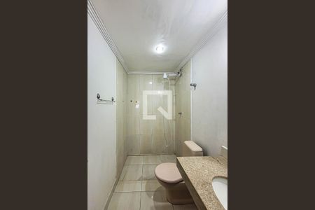 Banheiro de casa para alugar com 1 quarto, 38m² em Vila Brasilina, São Paulo