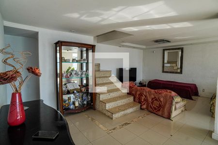 Casa para alugar com 380m², 1 quarto e 1 vagaSala