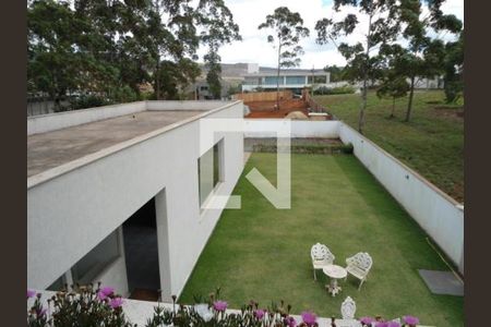 Casa de condomínio à venda com 910m², 3 quartos e 6 vagas