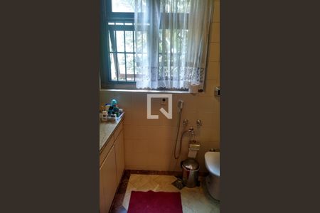 Casa de condomínio à venda com 300m², 4 quartos e 4 vagas