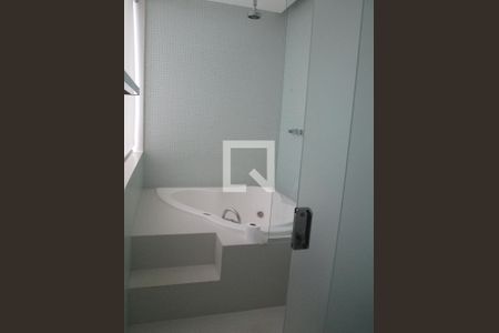 Casa de condomínio à venda com 1056m², 5 quartos e 15 vagas