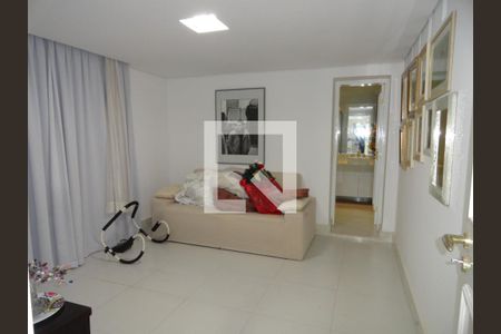 Casa à venda com 620m², 3 quartos e 6 vagas