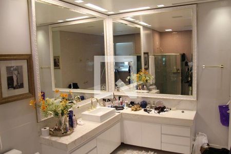 Casa à venda com 620m², 3 quartos e 6 vagas