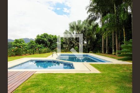 Casa de condomínio à venda com 620m², 5 quartos e 3 vagas