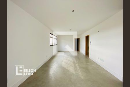 Apartamento à venda com 4 quartos, 139m² em Santa Rosa, Belo Horizonte