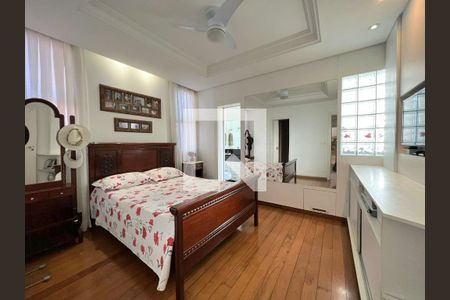 Apartamento à venda com 4 quartos, 230m² em Ouro Preto, Belo Horizonte