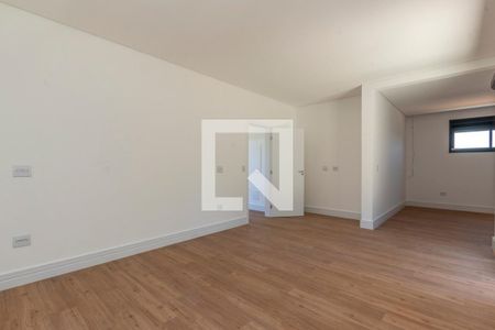 Casa de condomínio à venda com 344m², 4 quartos e 3 vagas Casa de condomínio à venda com 344m², 4 quartos e 3 vagasSuíte master