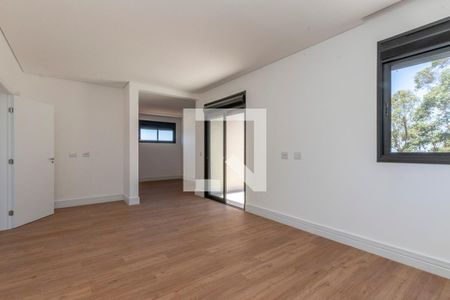 Casa de condomínio à venda com 344m², 4 quartos e 3 vagas Casa de condomínio à venda com 344m², 4 quartos e 3 vagasSuíte master