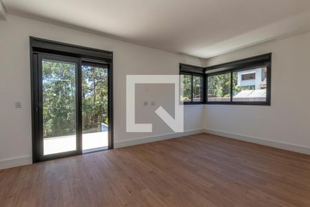 Casa de condomínio à venda com 344m², 4 quartos e 3 vagas Casa de condomínio à venda com 344m², 4 quartos e 3 vagasSuíte master