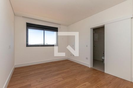 Casa de condomínio à venda com 344m², 4 quartos e 3 vagas Casa de condomínio à venda com 344m², 4 quartos e 3 vagasSuíte 3